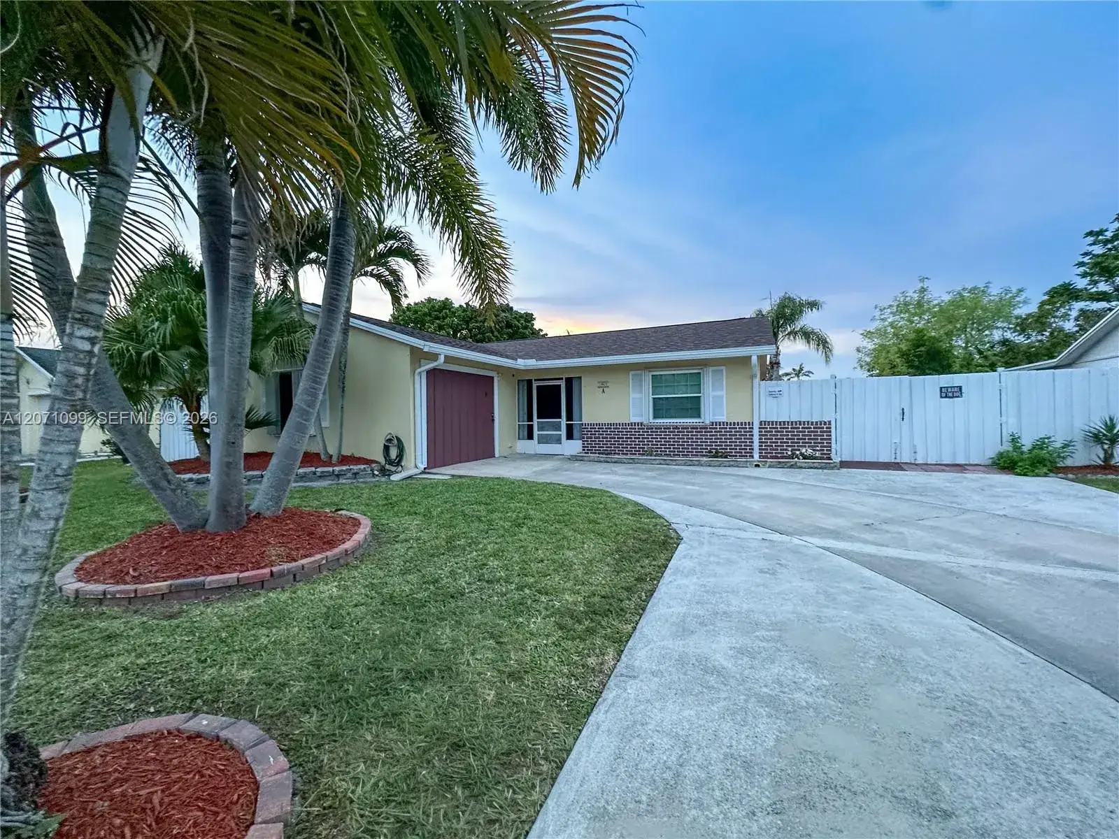 3 bedroom 2 bath Residential for sale at 1063 Concert Way, Royal Palm Beach FL 33411