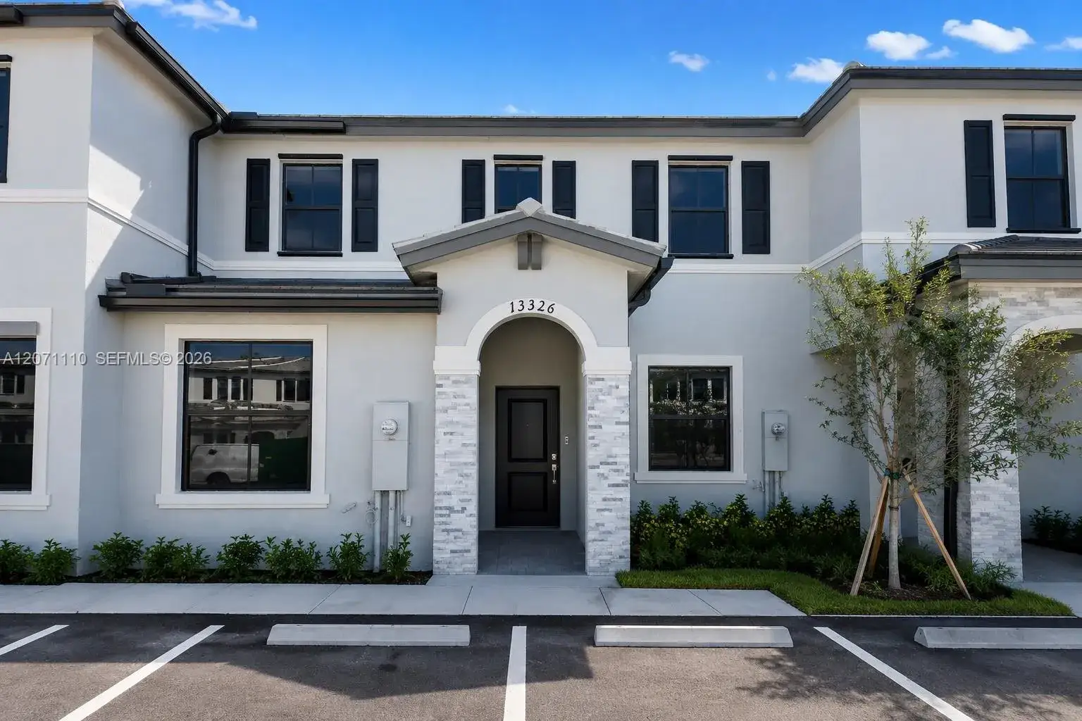 3 bedroom 3 bath Residential for sale at 13326 SW 287th Ter, Homestead FL 33033