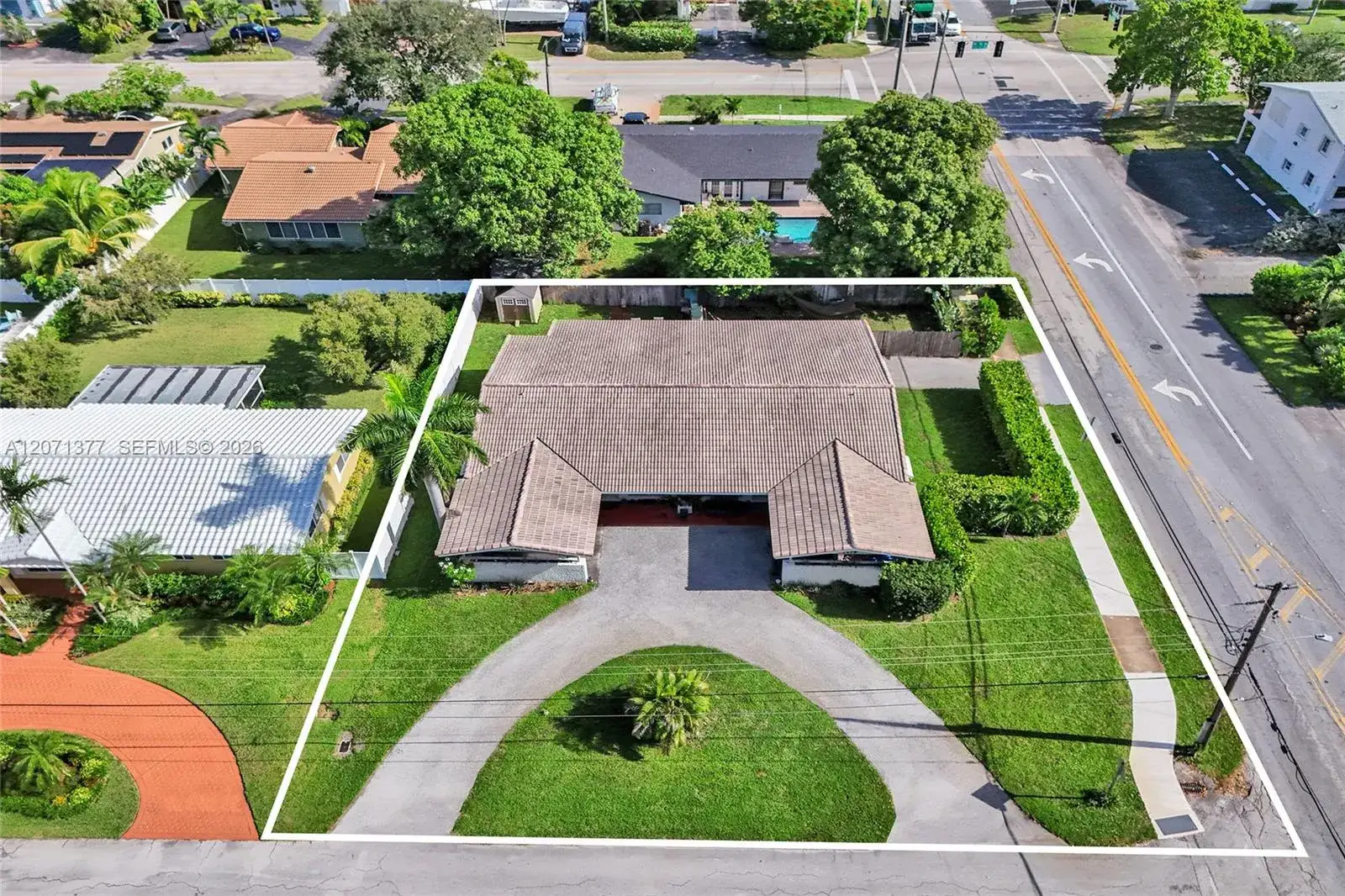 Residential Income for sale at 1477 NE 55th St, Fort Lauderdale FL 33334