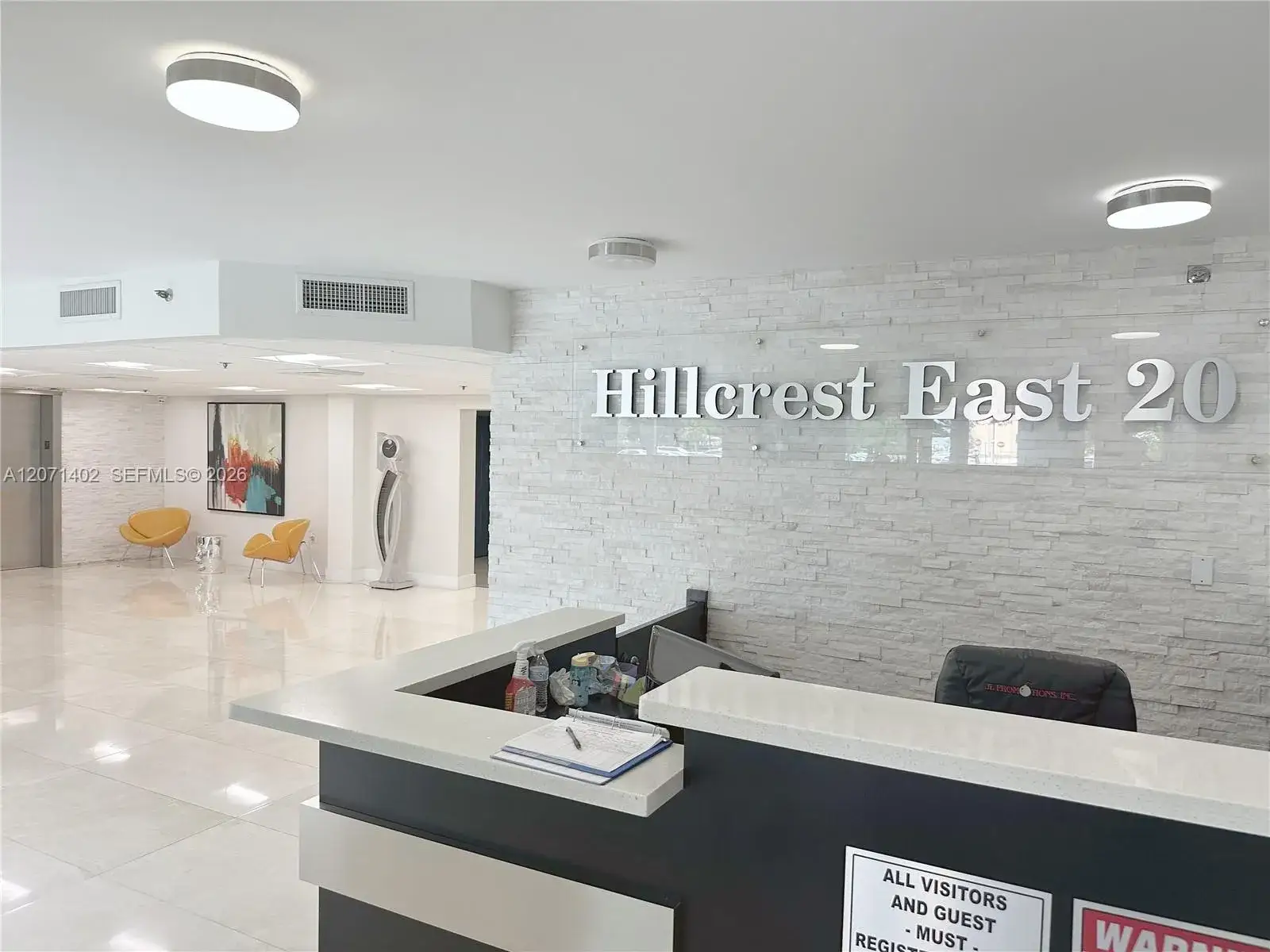 1 bedroom 1 bath Residential Lease for rent at 919 Hillcrest Dr # 407, Hollywood FL 33021