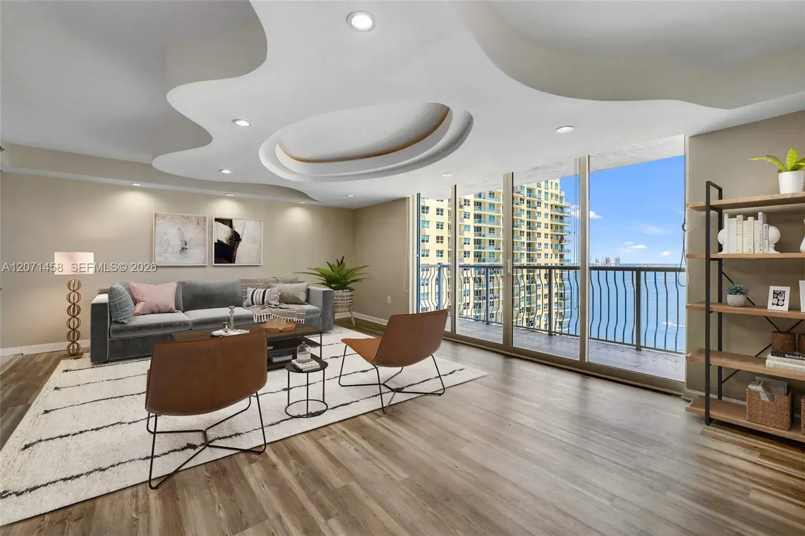 2 bedroom 2 bath Residential for sale at 1200 Brickell Bay Dr # 3001, Miami FL 33131