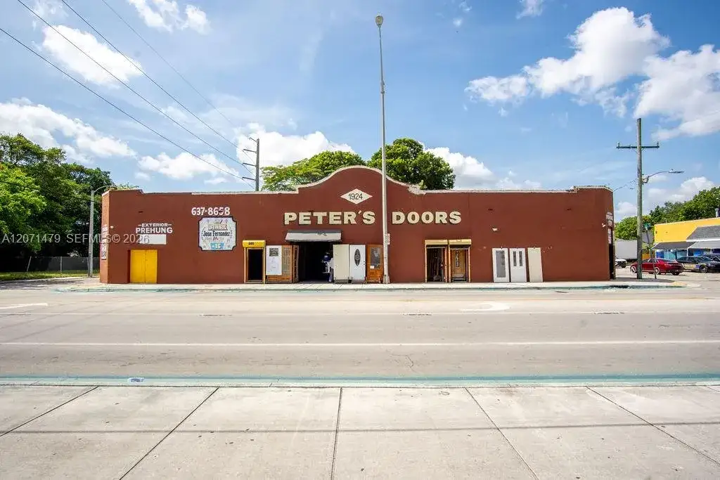 Commercial Sale for sale at 800 NW 36th St, Miami FL 33127