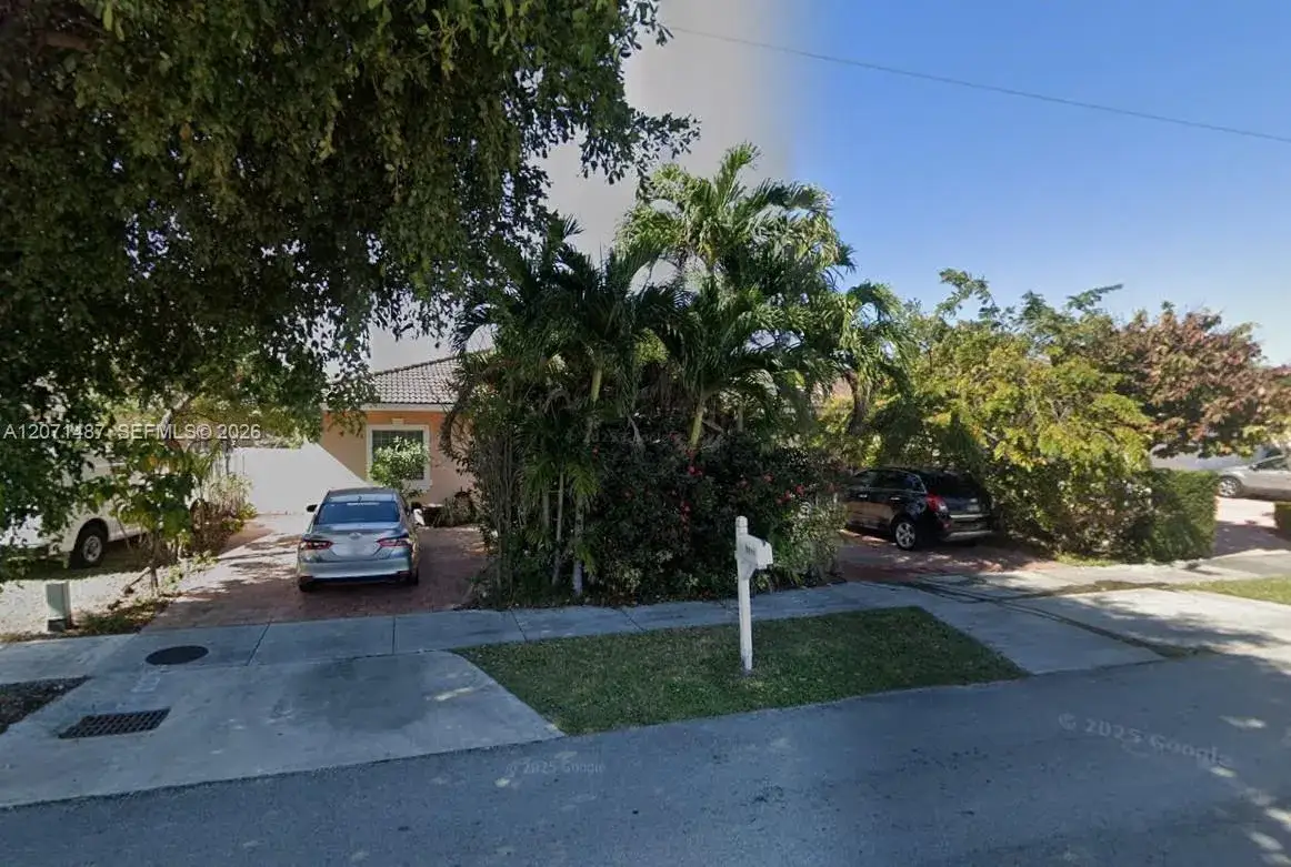 4 bedroom 3 bath Residential for sale at 1220 SW 139th Ave, Miami FL 33184