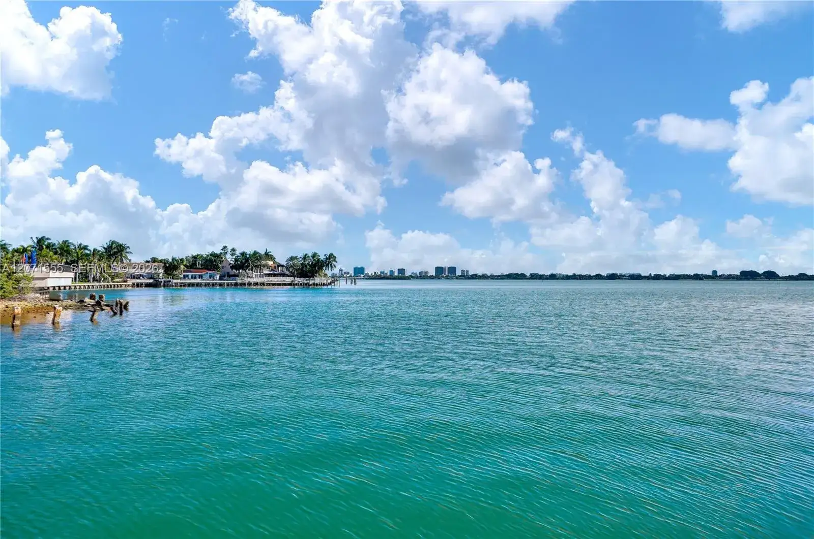 1 bedroom 1 bath Residential for sale at 11111 Biscayne Blvd # 1000, Miami FL 33181