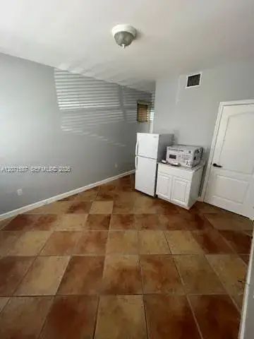 1 bedroom 1 bath Residential Lease for rent at 12991 NW 9th Ln # 300, Miami FL 33182