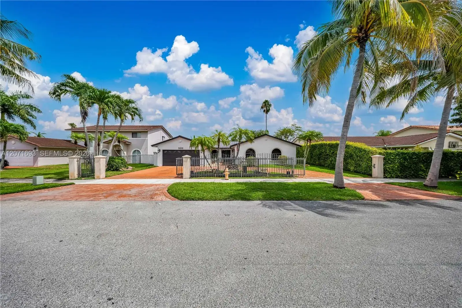 4 bedroom 2 bath Residential for sale at 13991 SW 159 terrace, Miami FL 33177