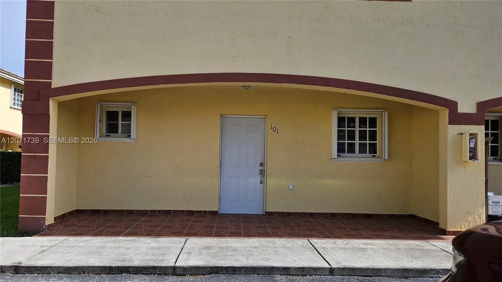 3 bedroom 2 bath Residential for sale at 6758 NW 182nd St # 101, Hialeah FL 33015