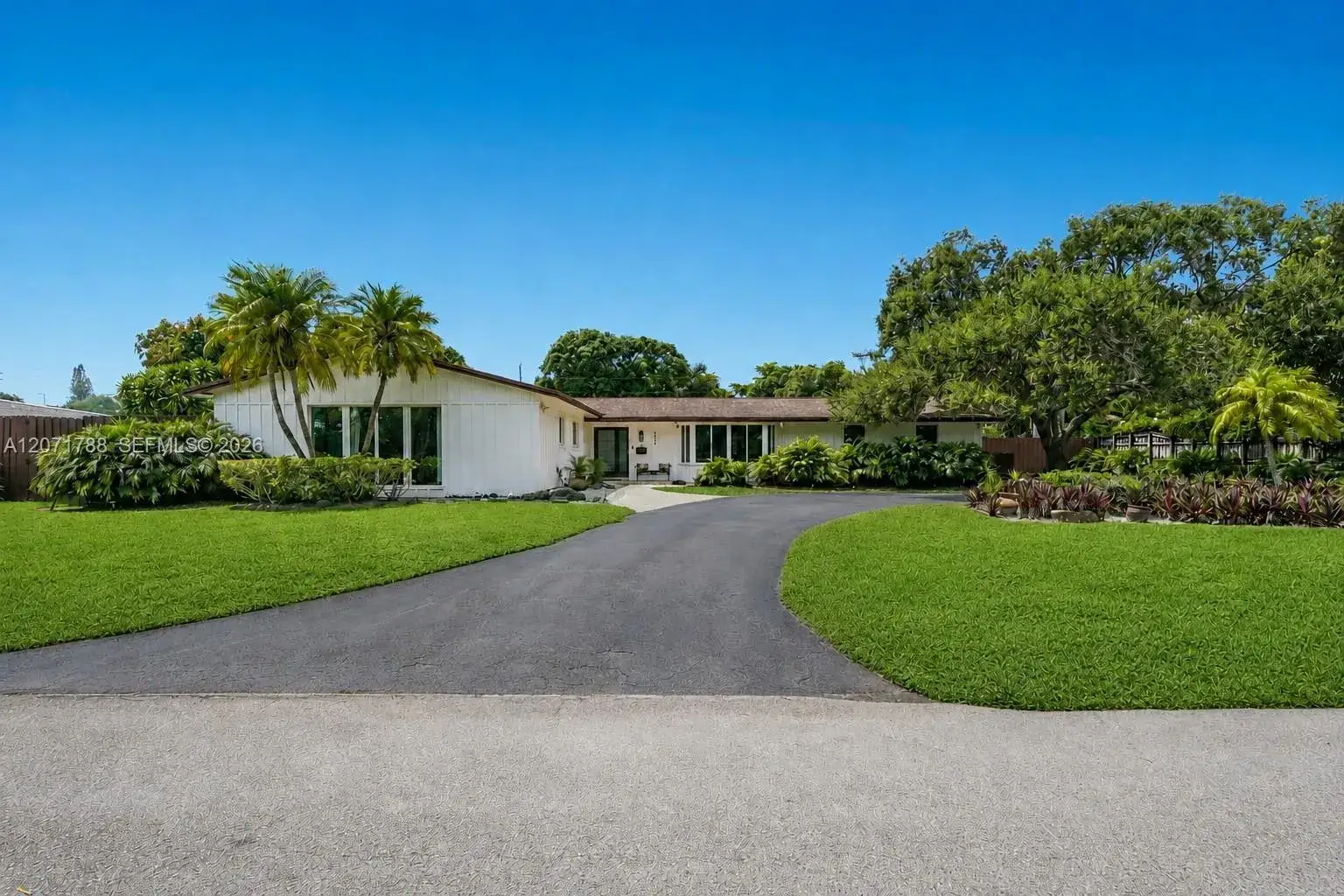4 bedroom 3 bath Residential for sale at 8520 SW 151st Street, Palmetto Bay FL 33158