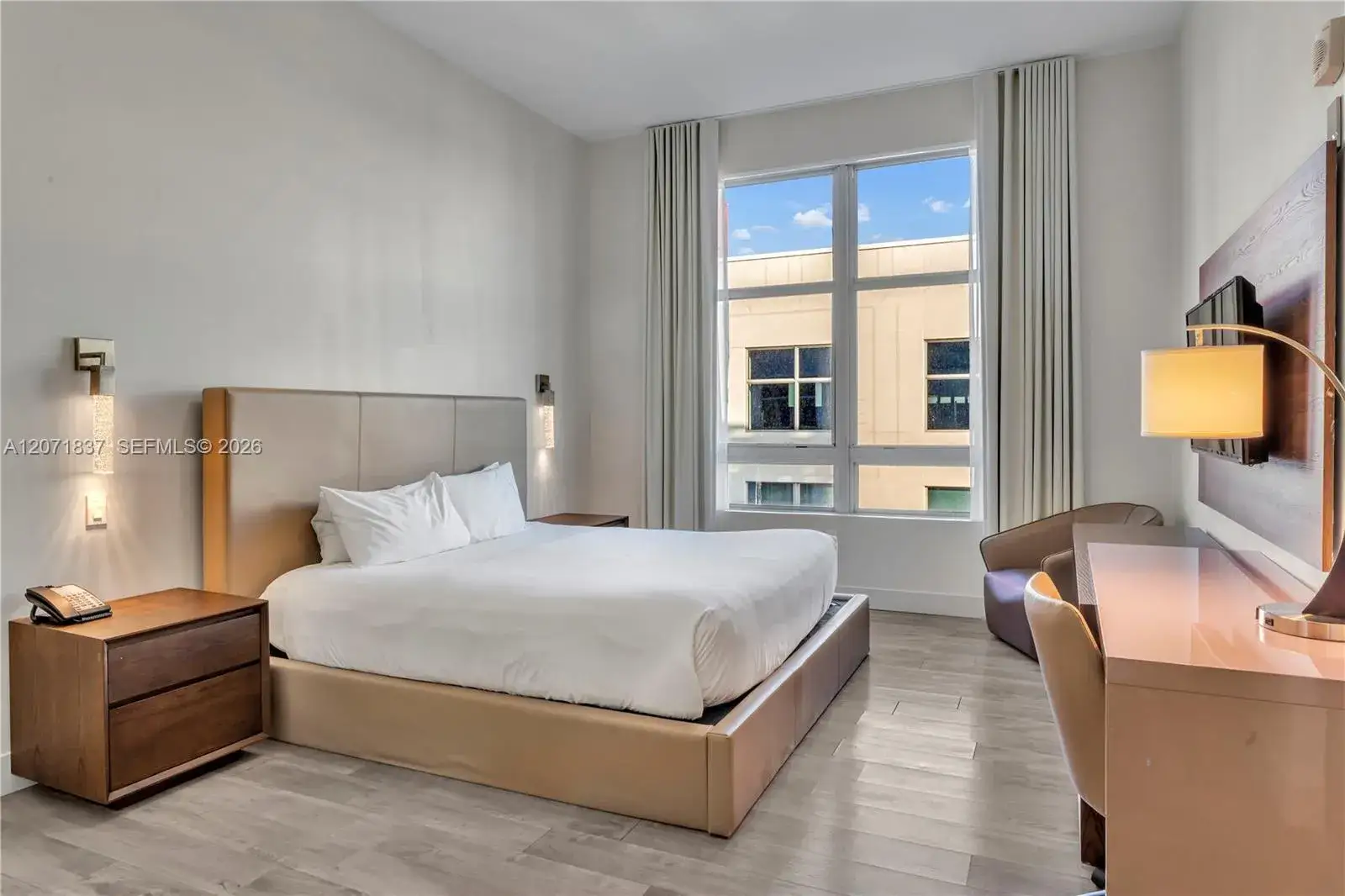 1 bedroom 1 bath Residential for sale at 777 N Ocean Dr # S603, Hollywood FL 33019