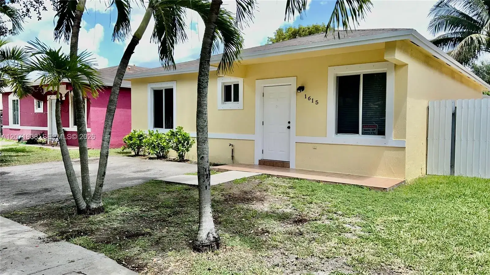 3 bedroom 2 bath Residential for sale at 1615 SW 3rd Ct, Homestead FL 33030