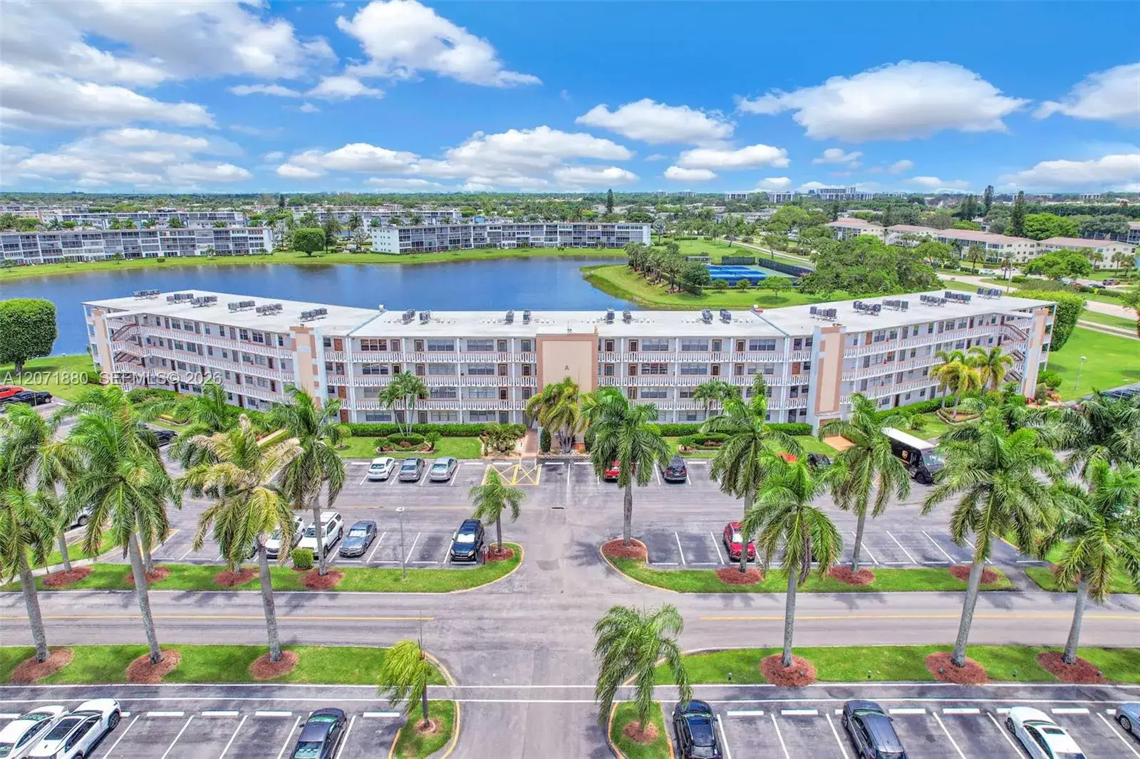 2 bedroom 1 bath Residential for sale at 2017 Cornwall A # 2017, Boca Raton FL 33434