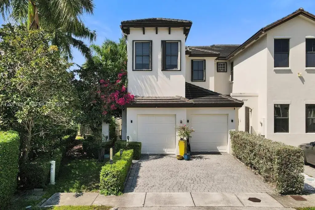 3 bedroom 2 bath Residential for sale at 22405 SW 102nd Ave, Miami FL 33190