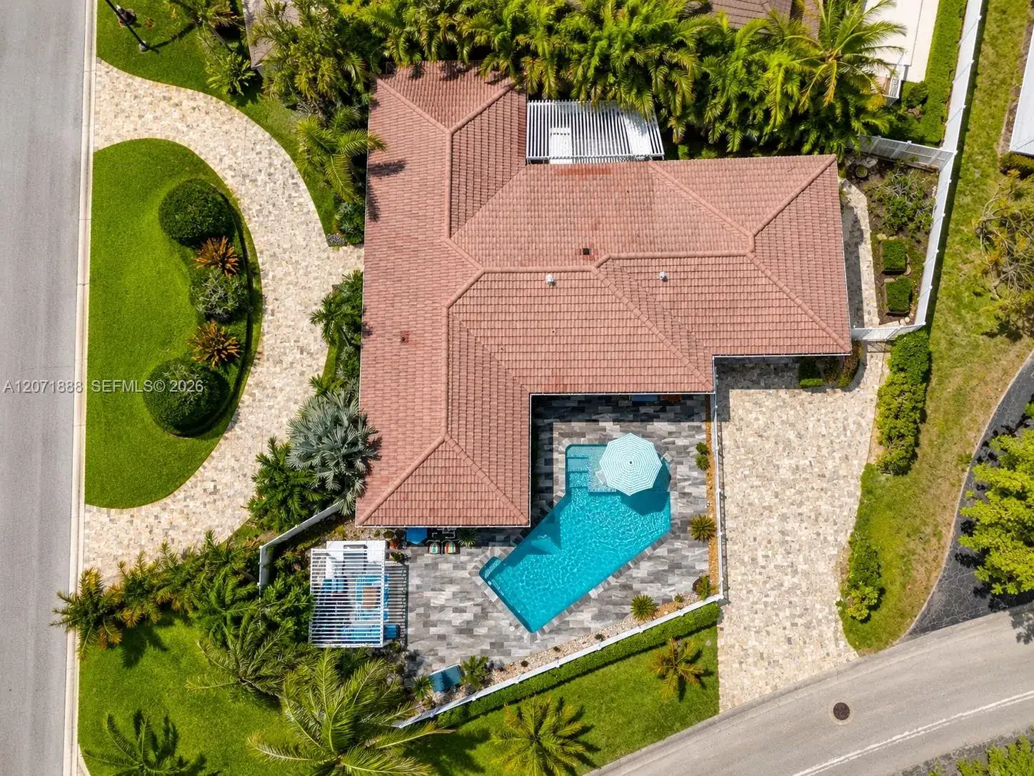 3 bedroom 2 bath Residential for sale at 2615 NE 26th St, Fort Lauderdale FL 33305