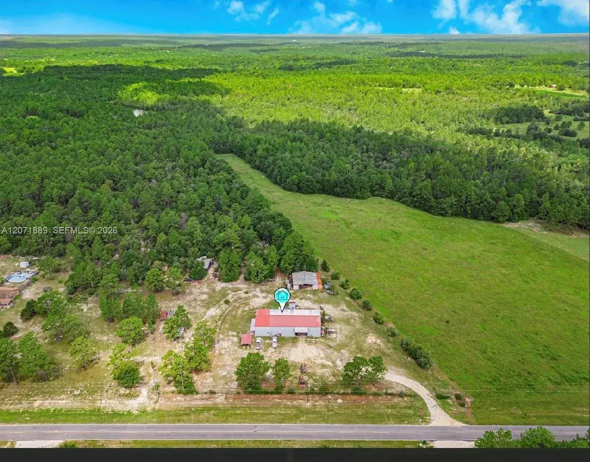 Commercial Sale for sale at 5263 Coy Burgess Loop, FL 32435