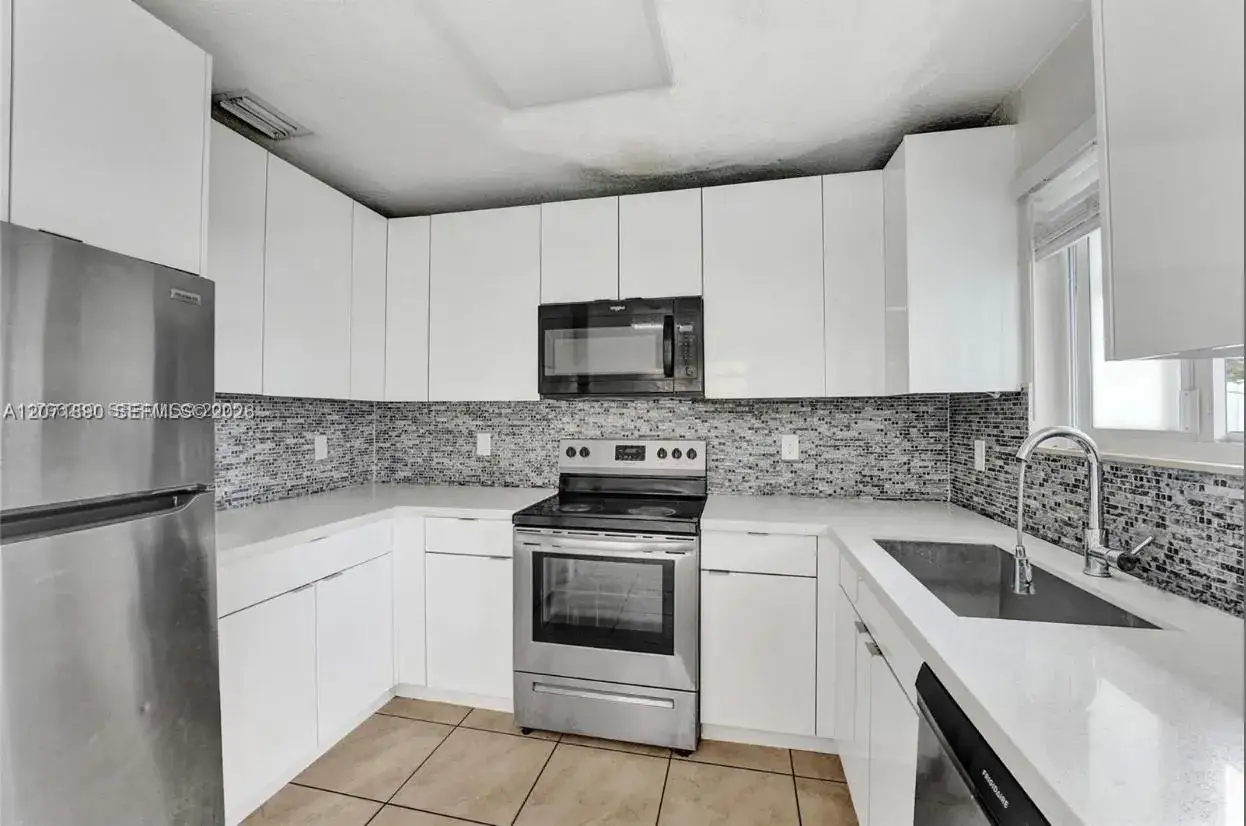 3 bedroom 2 bath Residential Lease for rent at 1154 NW 103 Street # 1, Miami FL 33150