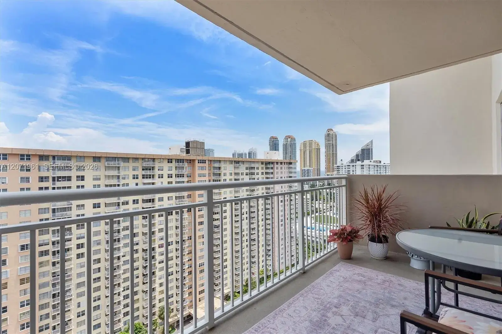 250 174th St # 2211, Sunny Isles Beach FL 33160