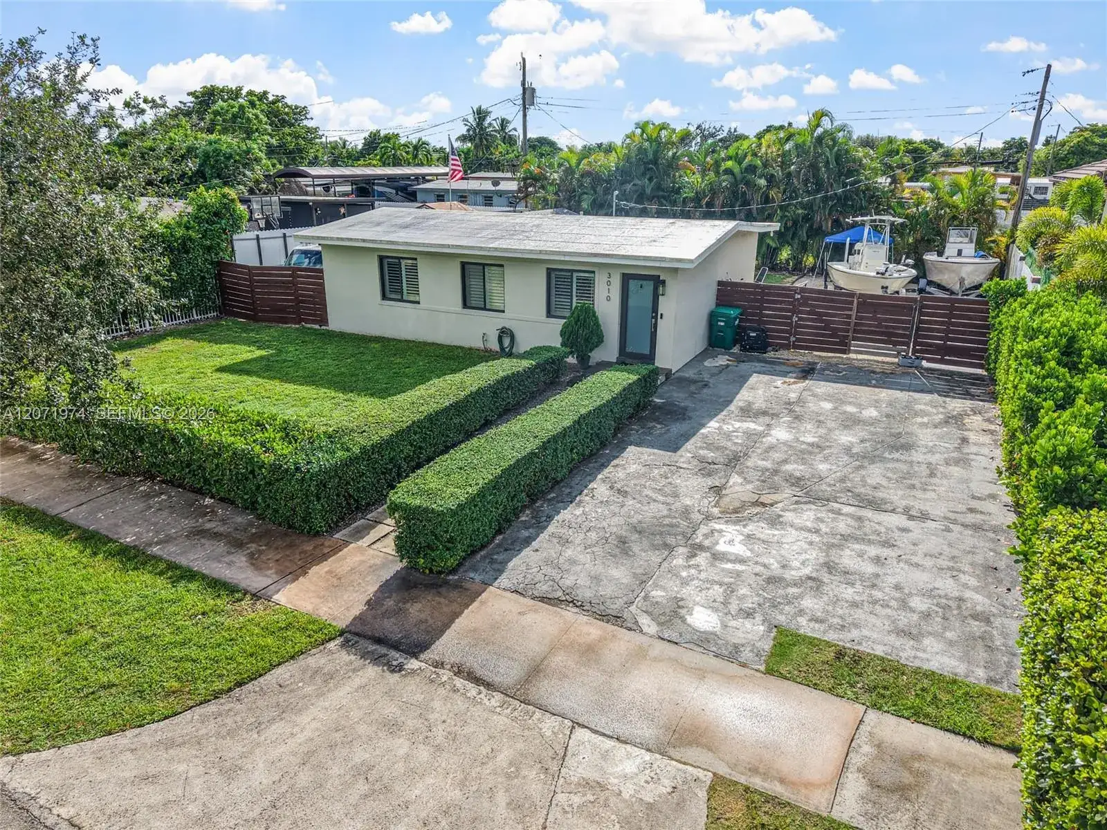 3 bedroom 2 bath Residential Lease for rent at 3010 SW 103rd Ave, Miami FL 33165