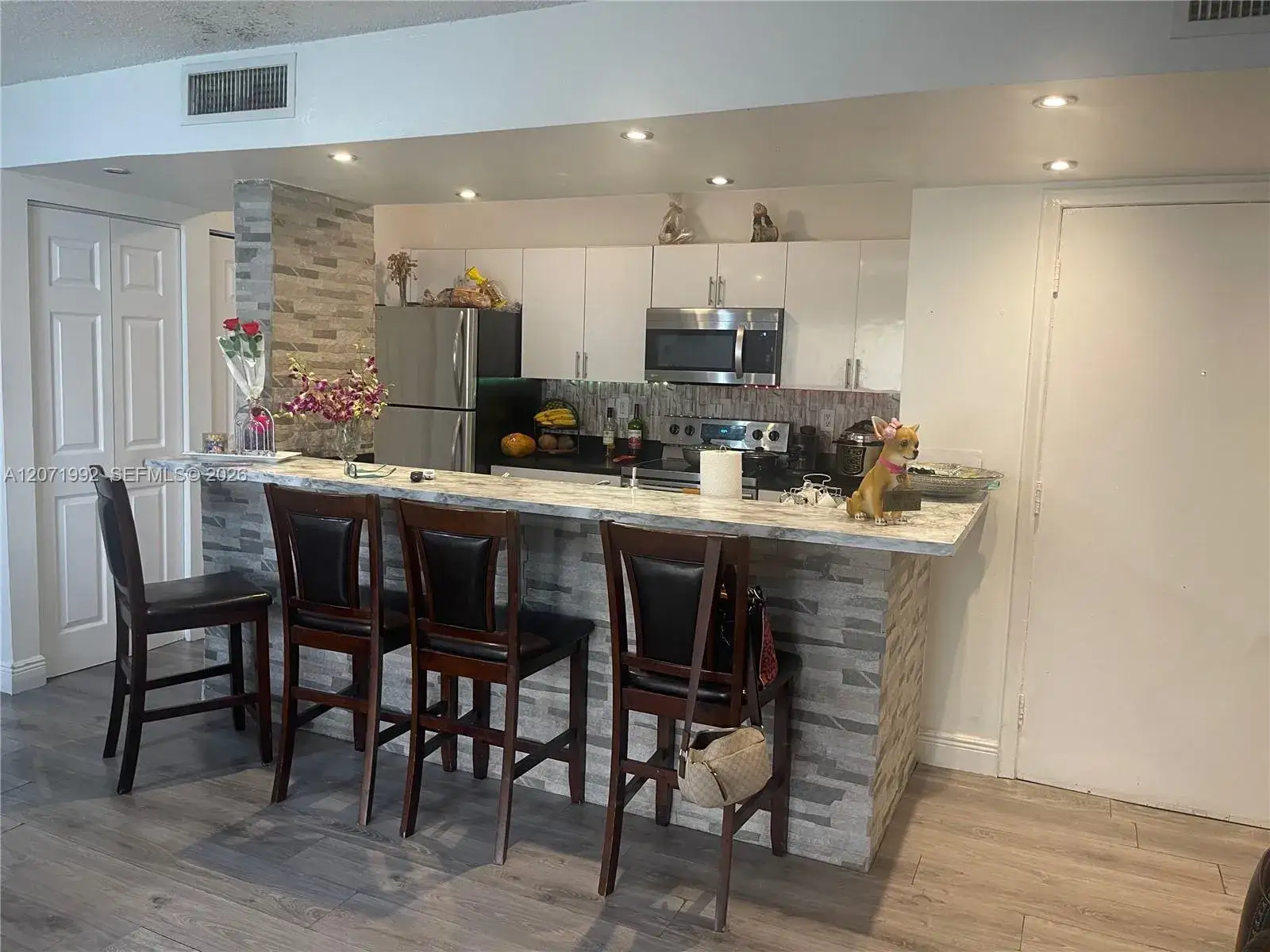 3 bedroom 2 bath Residential for sale at 636 NW 114th Ave # 102, Sweetwater FL 33172