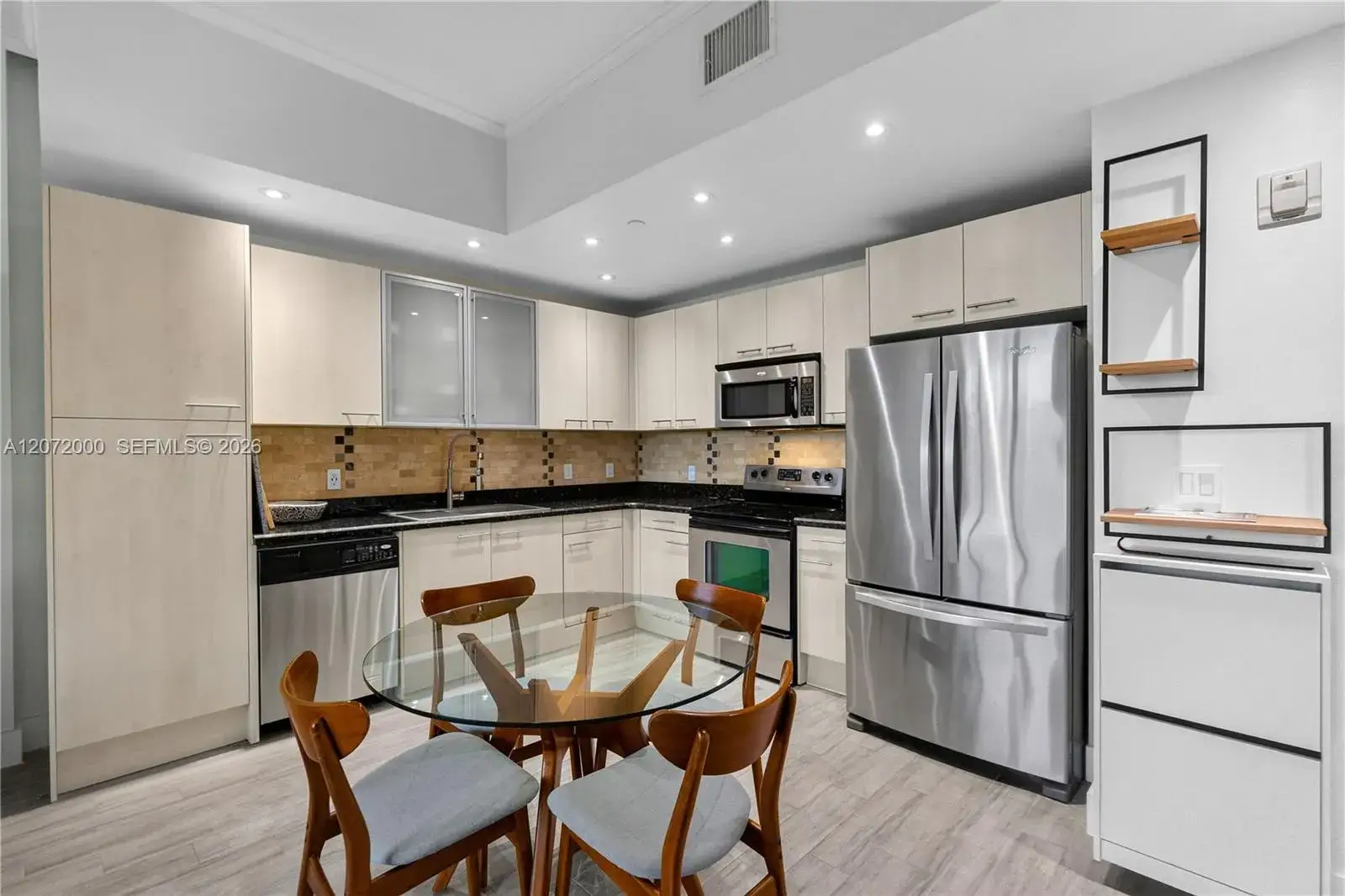 1 bedroom 1 bath Residential Lease for rent at 1350 NW 8th Ct # 4, Miami FL 33136