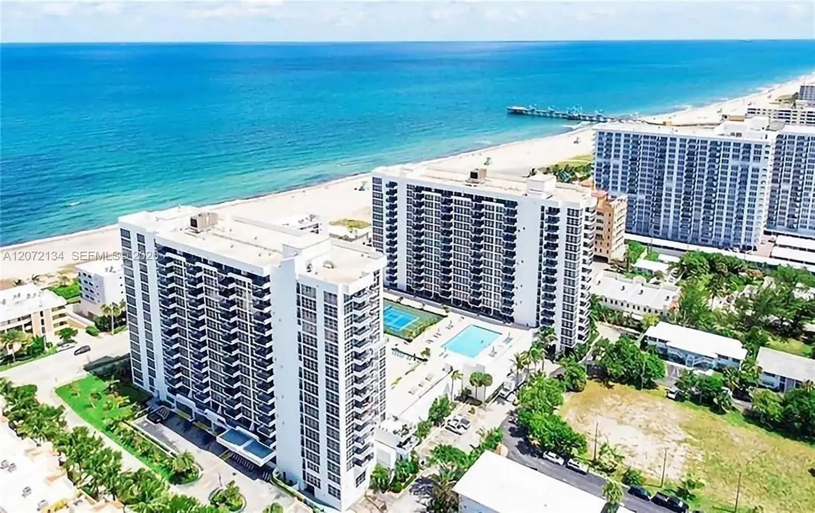 2 bedroom 2 bath Residential Lease for rent at 525 N Ocean Blvd # 515, Pompano Beach FL 33062