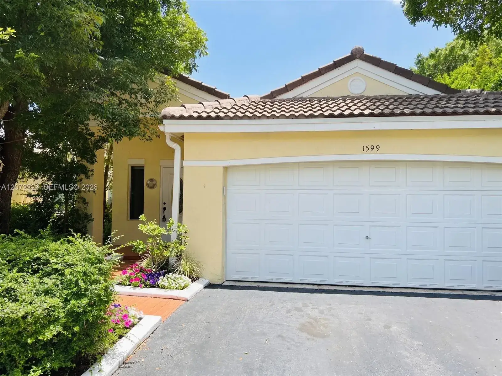 1599 Palermo Dr, Weston FL 33327