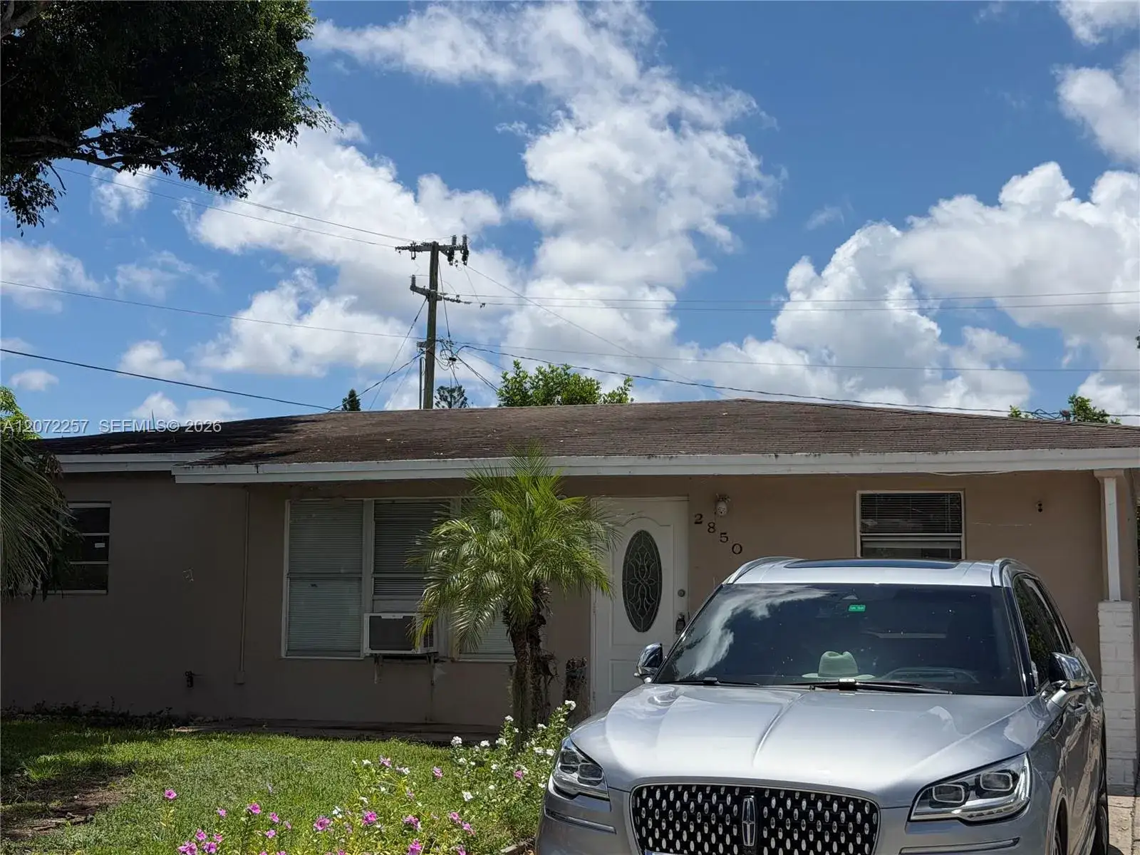 3 bedroom 2 bath Residential for sale at 2850 NW 24th Ct, Fort Lauderdale FL 33311