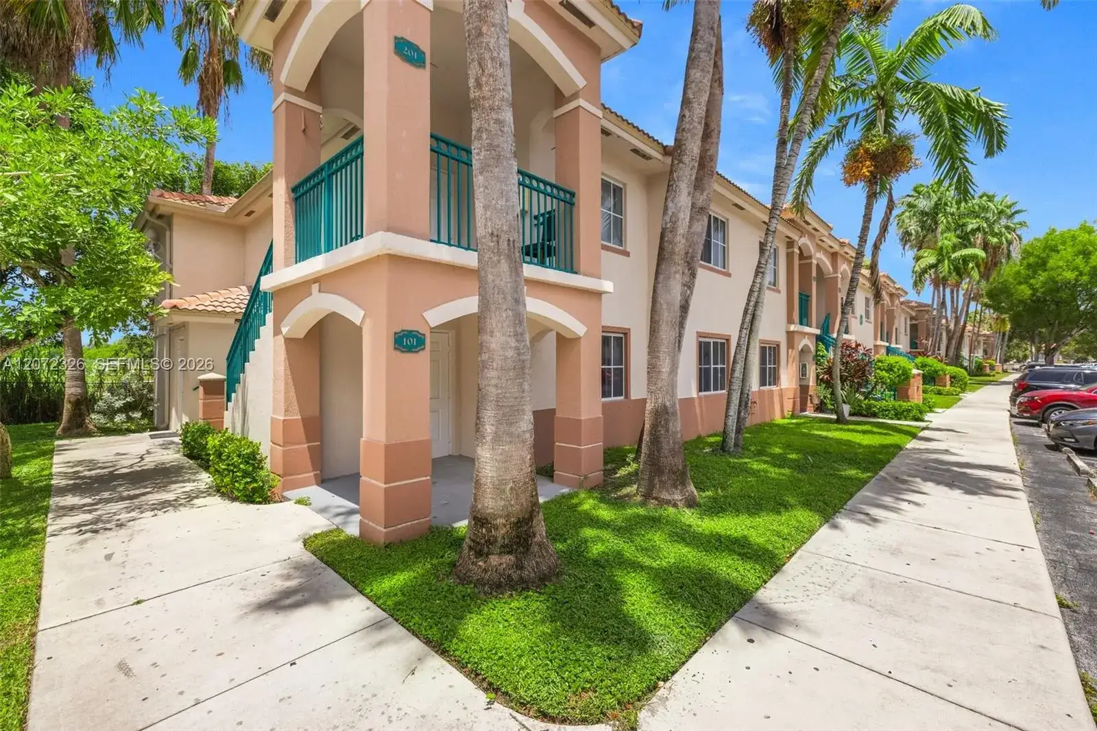 3 bedroom 2 bath Residential for sale at 2930 SE 12th Rd # 31, Homestead FL 33035