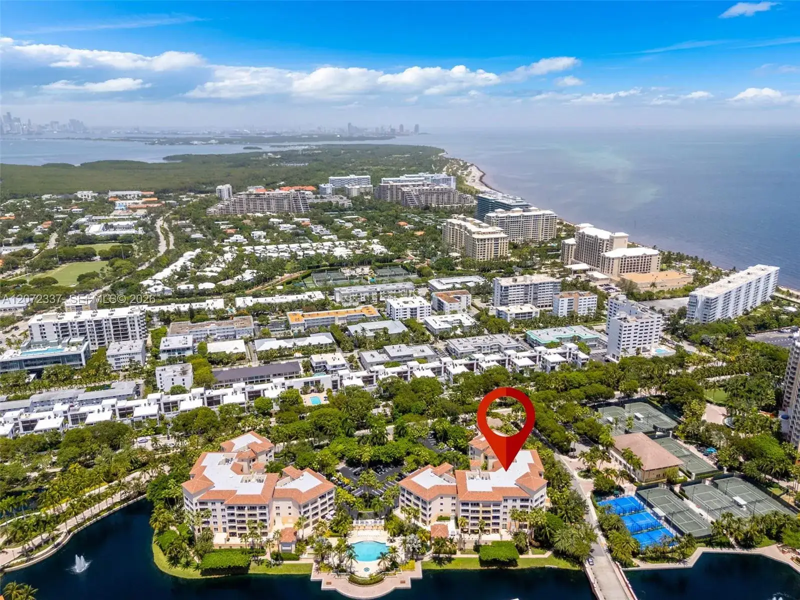 2 bedroom 2 bath Residential Lease for rent at 715 Crandon Blvd # 5, Key Biscayne FL 33149