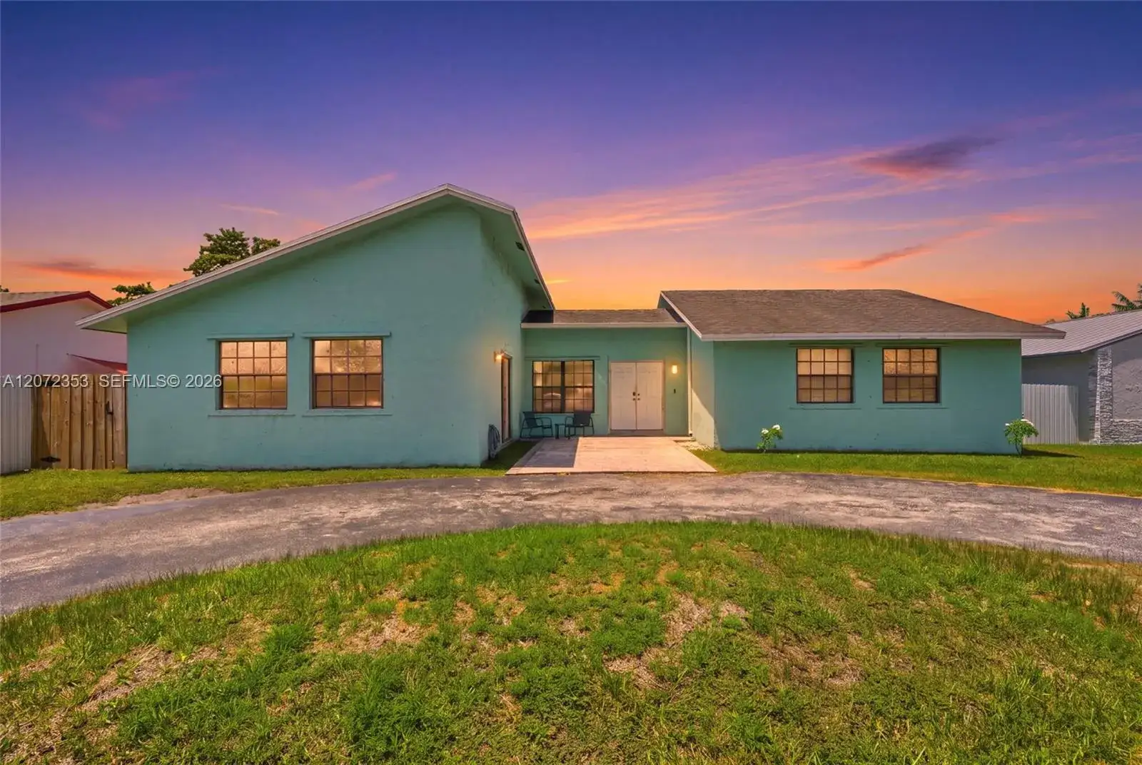 3 bedroom 2 bath Residential for sale at 16604 SW 104th Ct, Miami FL 33157