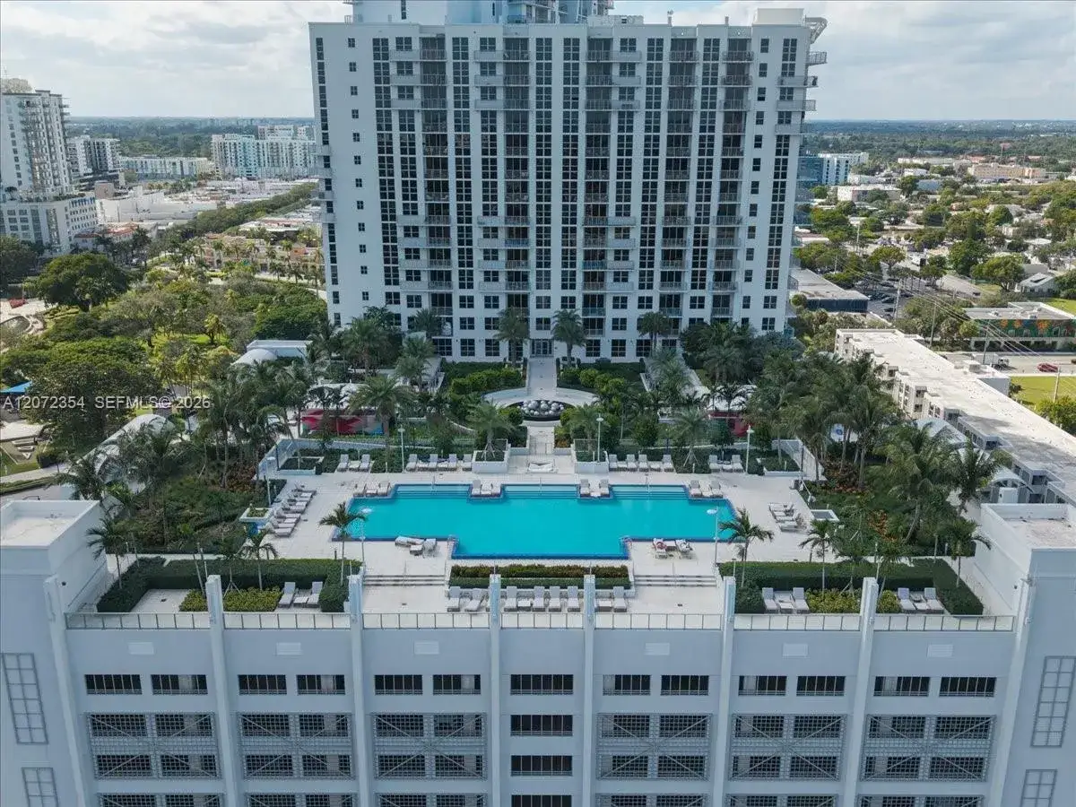 1 bedroom 1 bath Residential Lease for rent at 1776 Polk St # 1703, Hollywood FL 33020