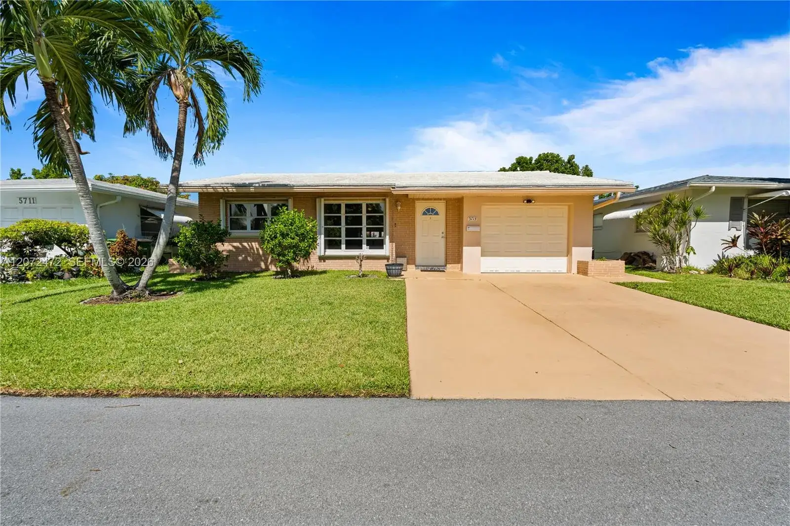 2 bedroom 1 bath Residential for sale at 5713 NW 68th Ter, Tamarac FL 33321