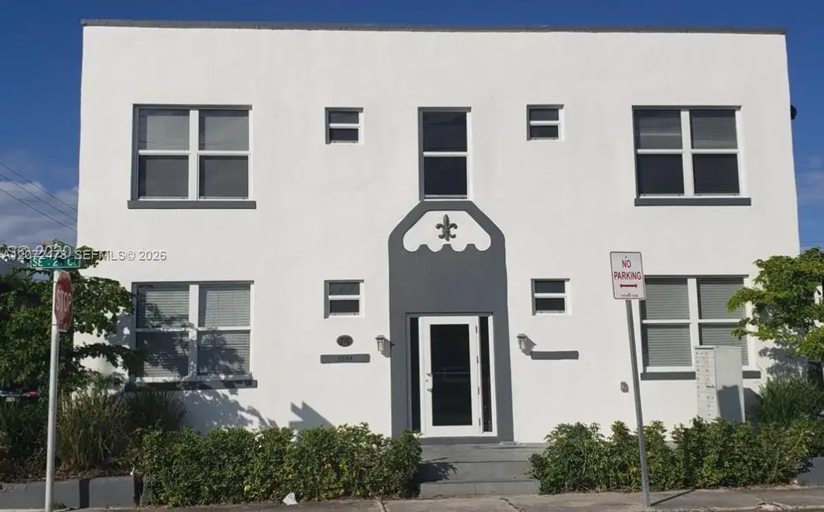 1 bedroom 1 bath Residential Lease for rent at 1501 SE 2nd Ct # 8, Fort Lauderdale FL 33301