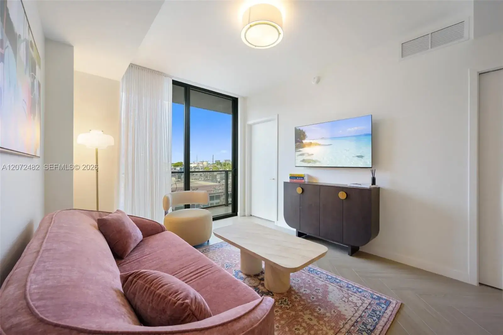 1 bedroom 1 bath Residential Lease for rent at 2700 NW 2nd Ave # 201, Miami FL 33127