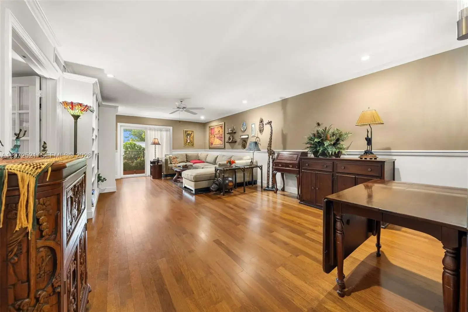 2 bedroom 2 bath Residential for sale at 6815 Edgewater Dr # 202, Coral Gables FL 33133