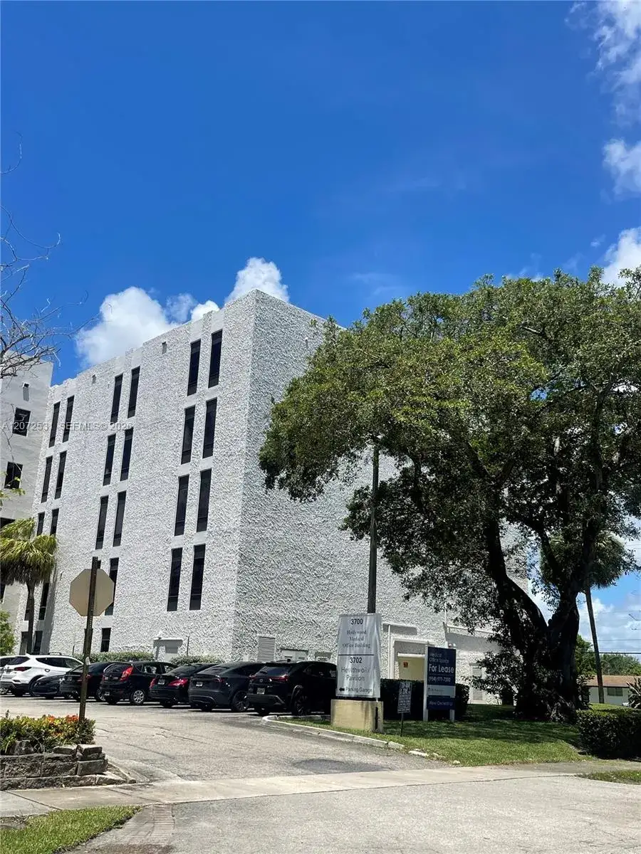 Commercial Sale for sale at 3700 Washington St # 500A, Hollywood FL 33021