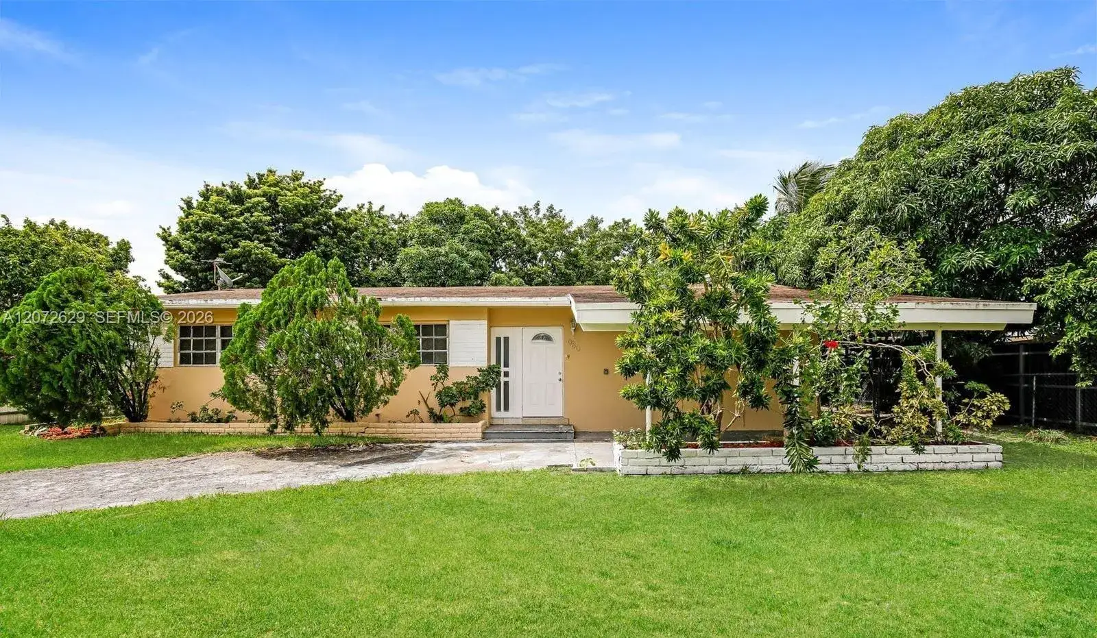 4 bedroom 2 bath Residential Lease for rent at 980 NW 182nd St, Miami Gardens FL 33169