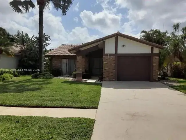 2 bedroom 2 bath Residential for sale at 19647 Back Nine Dr, Boca Raton FL 33498