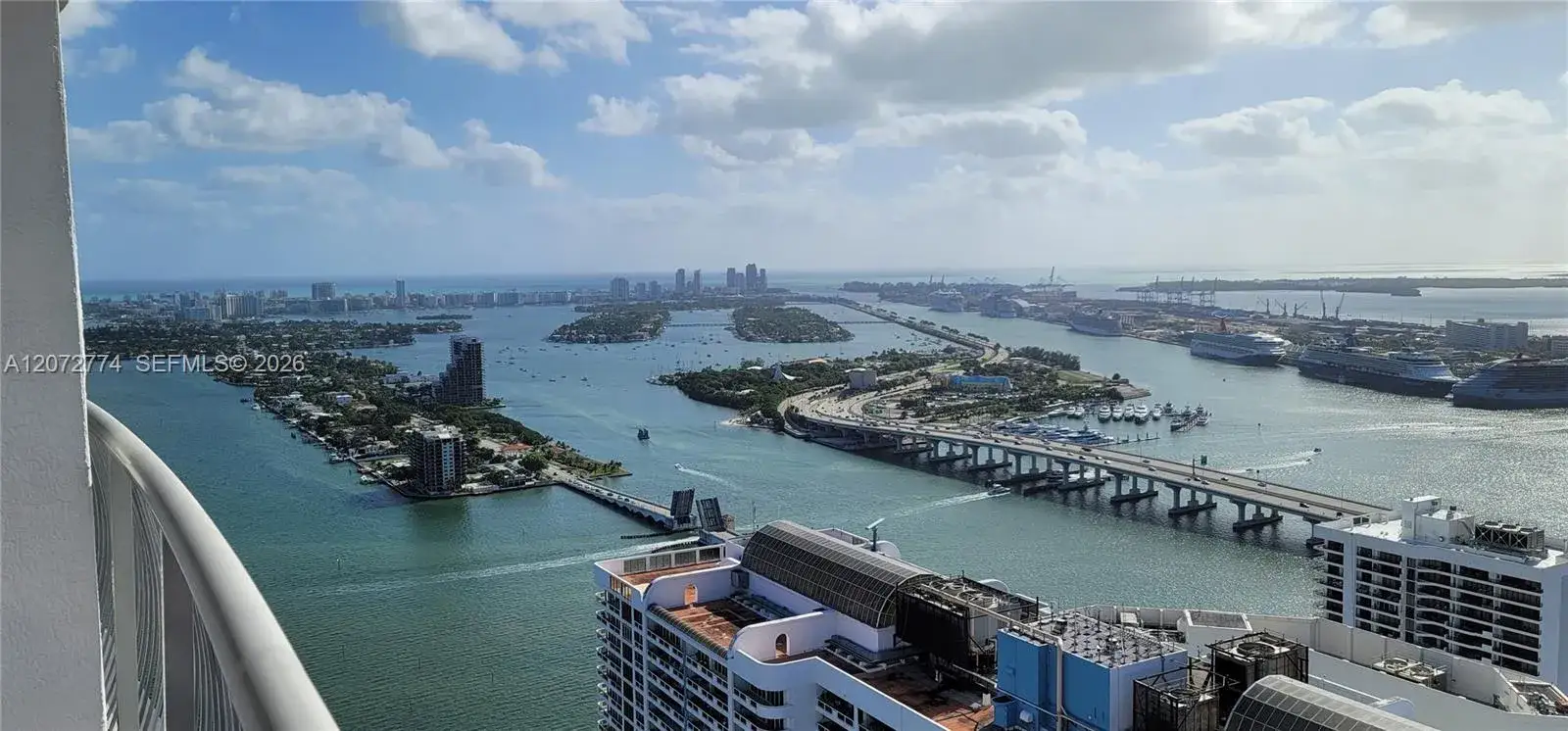 1 bedroom 1 bath Residential Lease for rent at 1750 N Bayshore Dr # 5508, Miami FL 33132