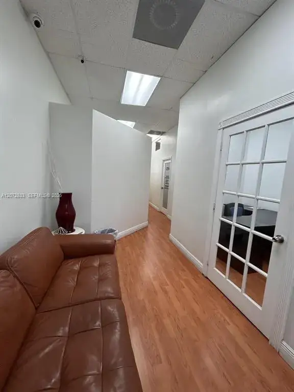 Commercial Sale for sale at 19300 W Dixie Hwy # 10, Miami FL 33180