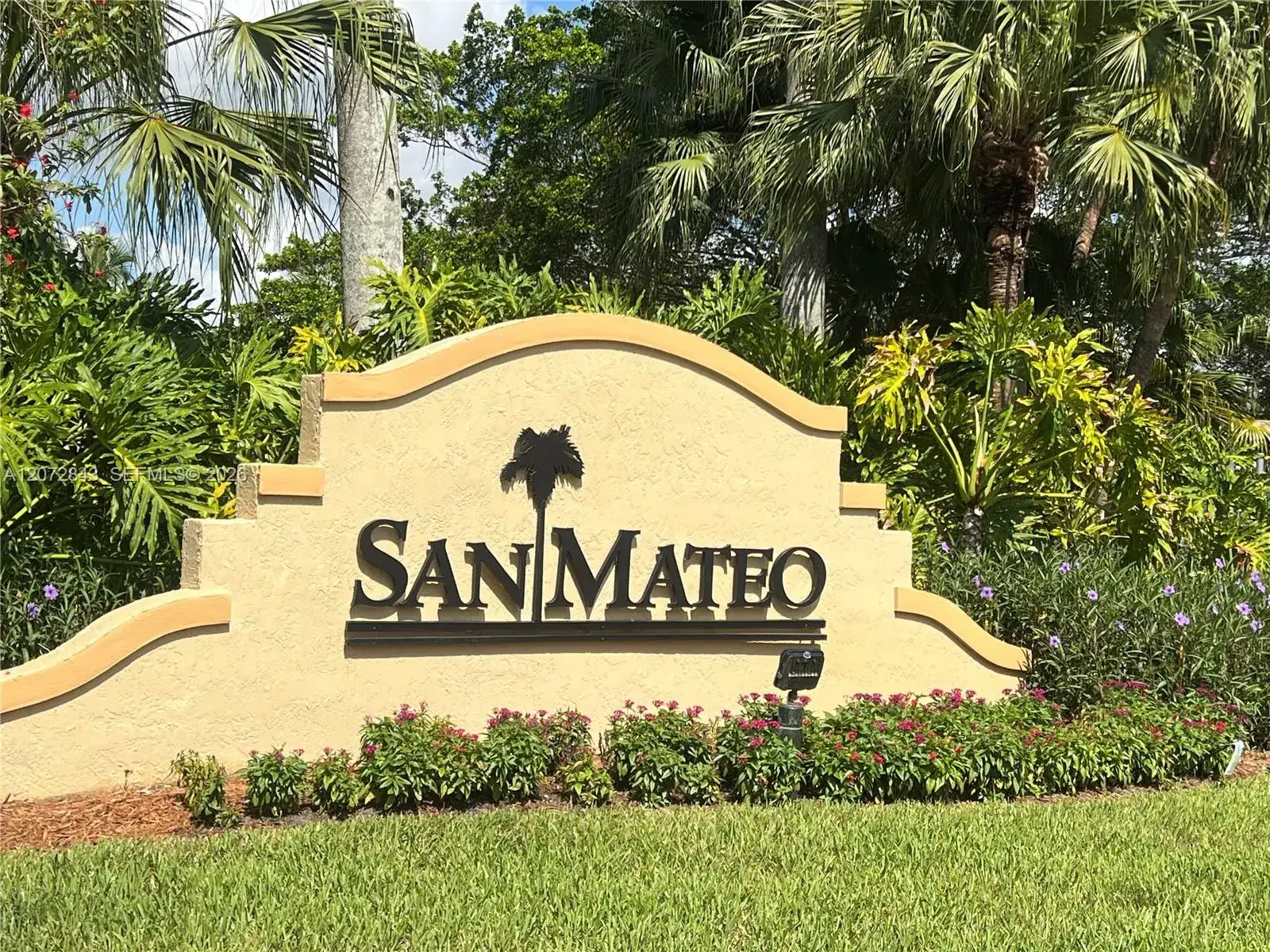 3 bedroom 2 bath Residential Lease for rent at 2445 Pasadena Way, Weston FL 33327