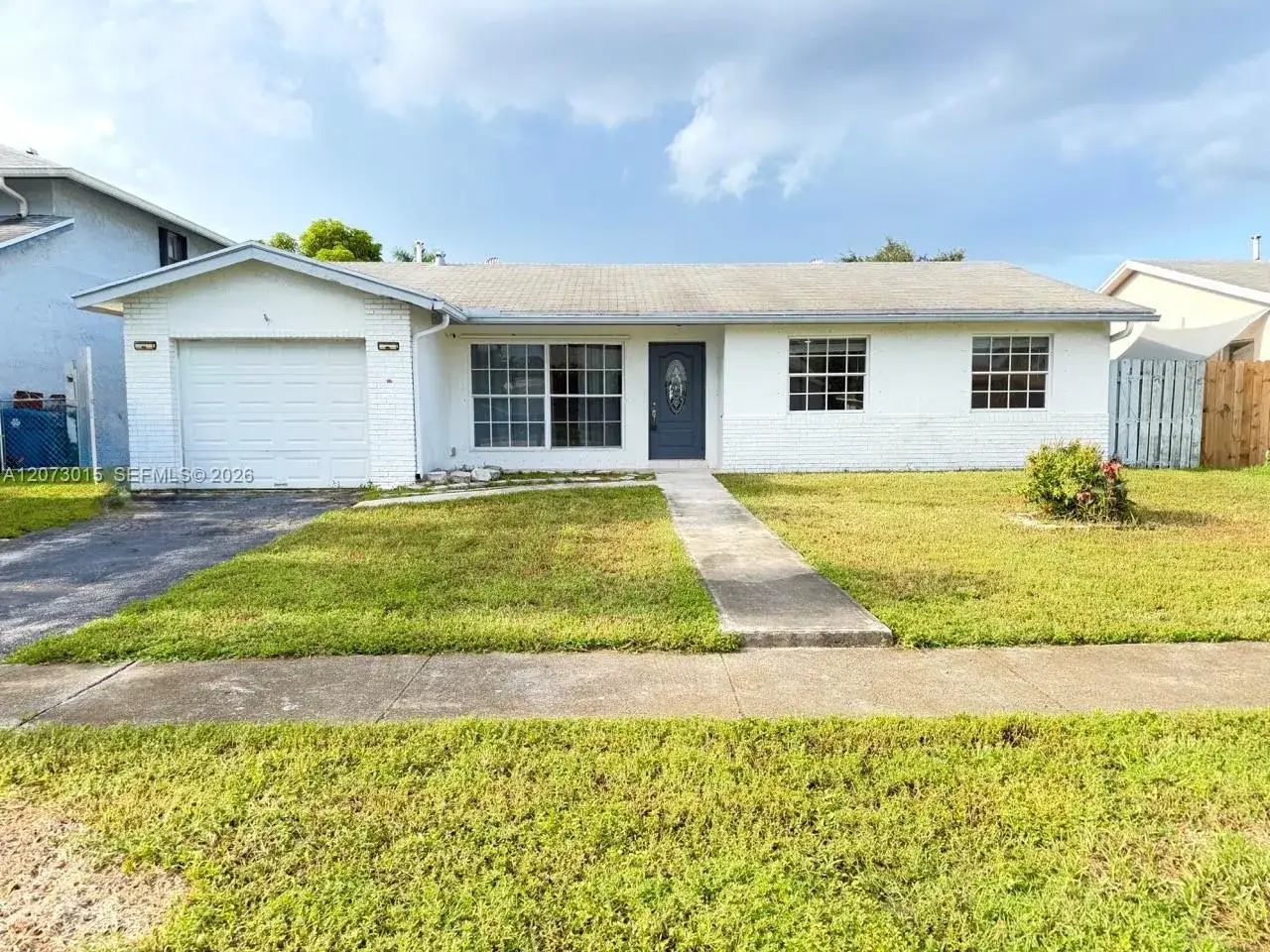 5 bedroom 3 bath Residential for sale at 11641 NW 42nd St, Sunrise FL 33323