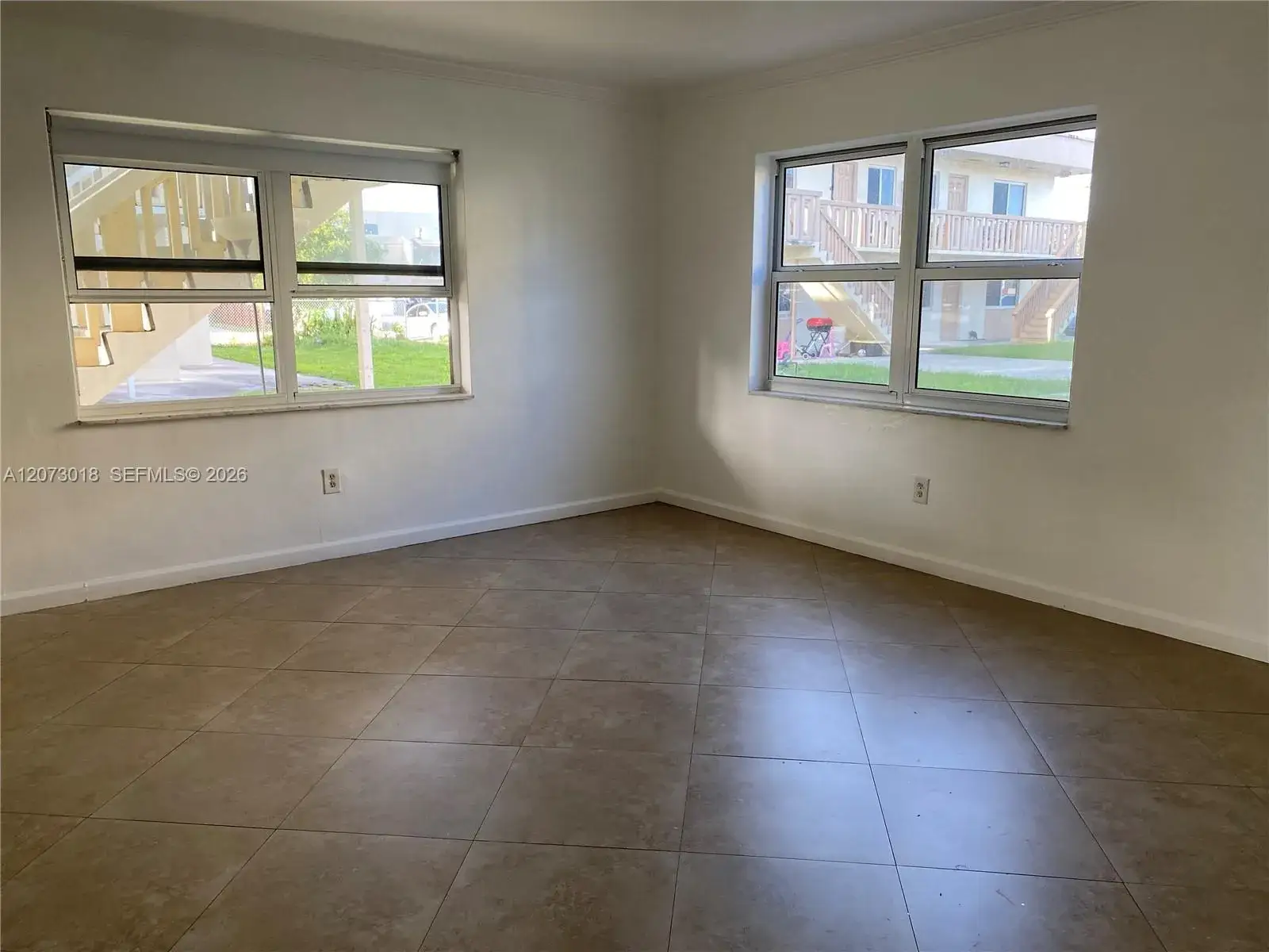 2 bedroom 1 bath Residential Lease for rent at 3670 SW 60th Ave # 2, Davie FL 33314