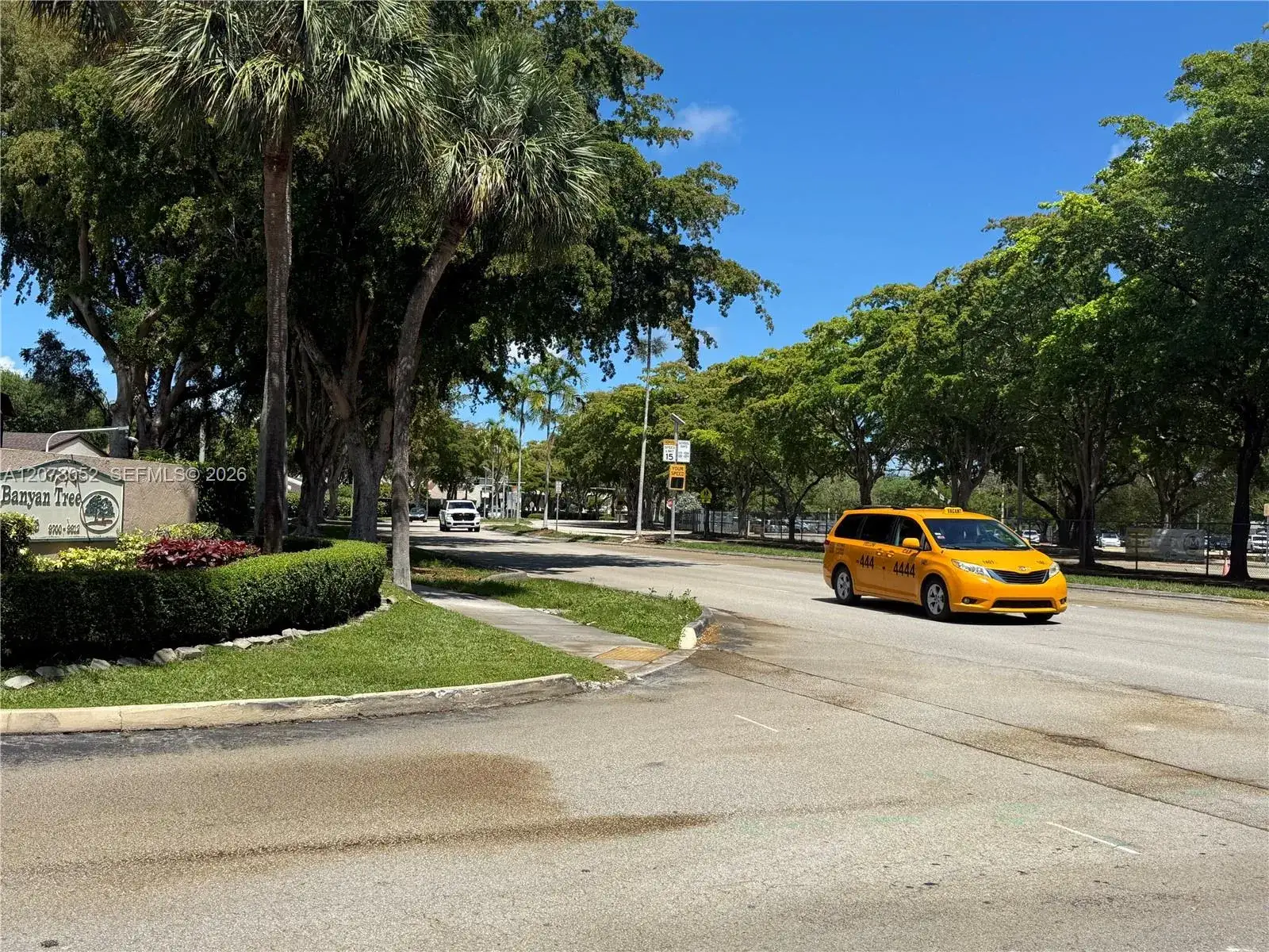 3 bedroom 2 bath Residential for sale at 9716 Hammocks Blvd # 101, Miami FL 33196