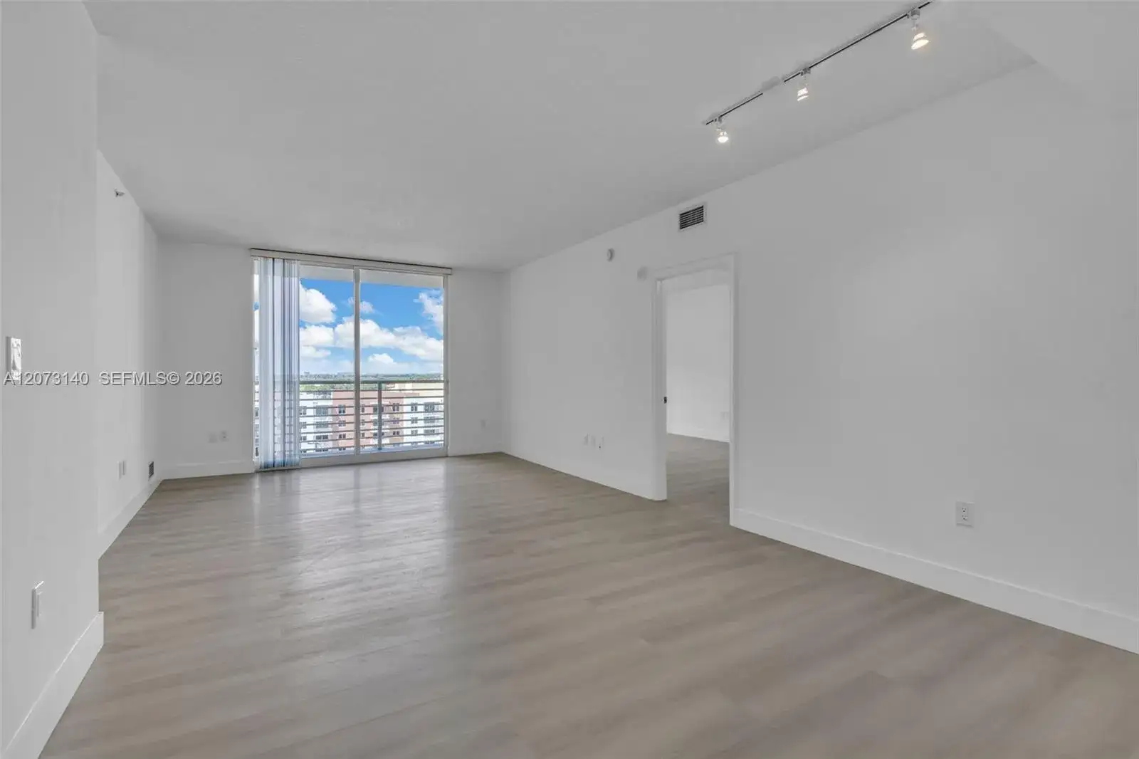 2 bedroom 2 bath Residential for sale at 18800 NE 29th Ave, Aventura FL 33180