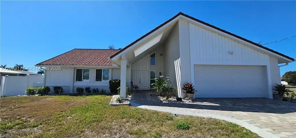420 SE 15TH TER, Cape Coral FL 33990