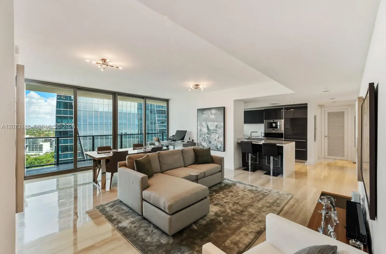 2 bedroom 2 bath Residential Lease for rent at 1451 Brickell Ave # 2405, Miami FL 33131