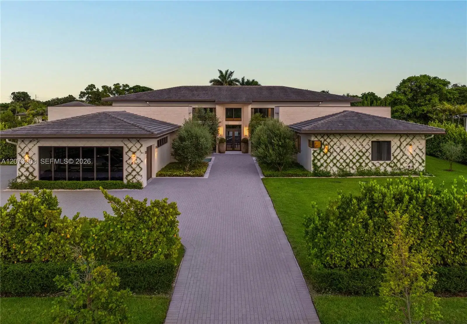 6 bedroom 7 bath Residential for sale at 1510 SW 149th Ter, Davie FL 33326