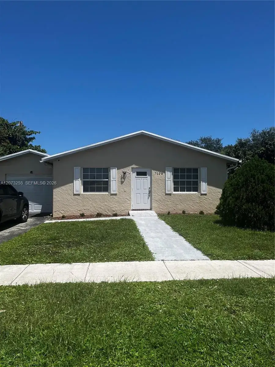 3 bedroom 2 bath Residential for sale at 7103 SW 3rd Ct, North Lauderdale FL 33068