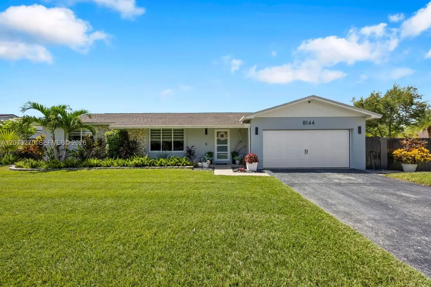 3 bedroom 2 bath Residential for sale at 8144 SW 205th Ter, Cutler Bay FL 33189