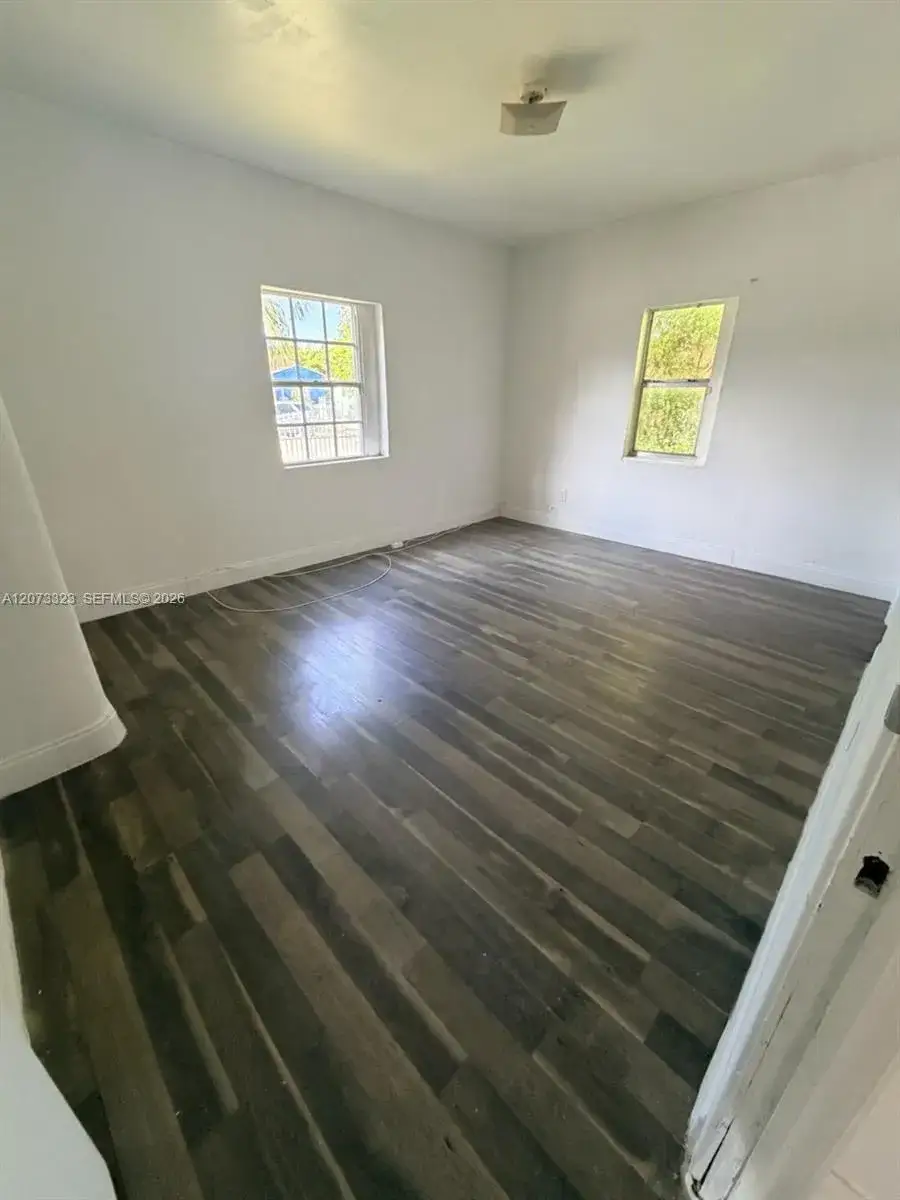3 bedroom 1 bath Residential Lease for rent at 786 NW 75th St # F, Miami FL 33150